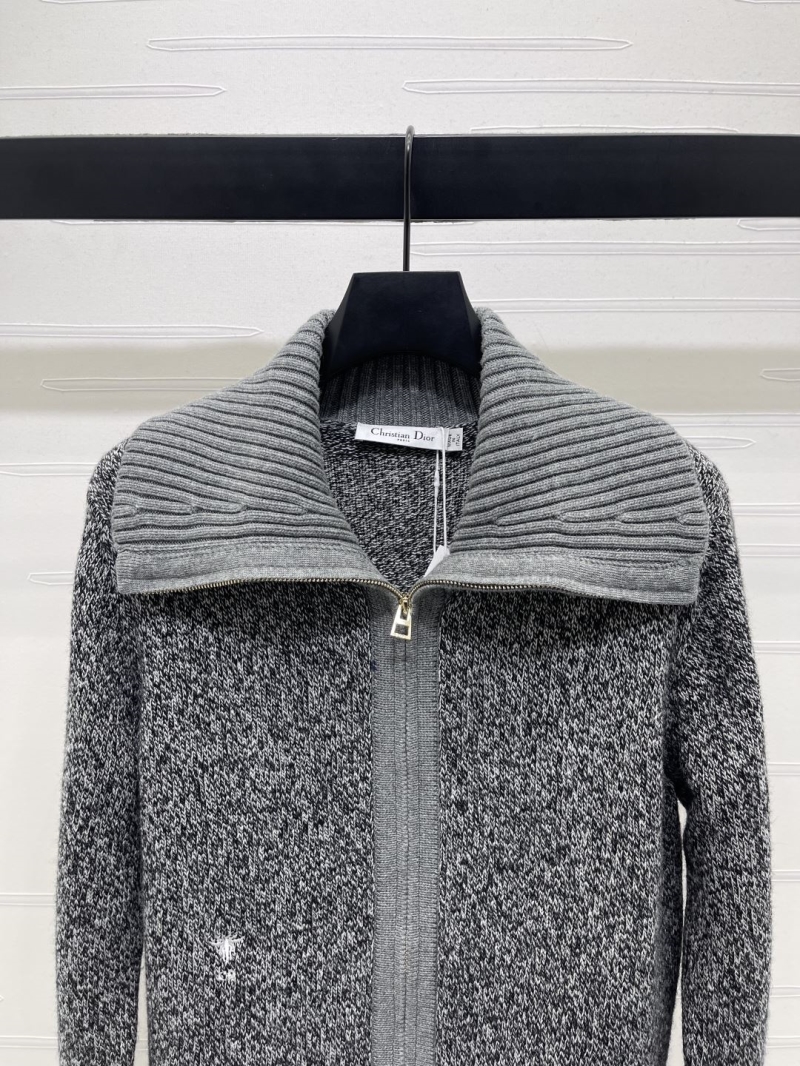 chr1st1an D10r outwear